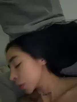 Stripchat Live Sex Cam of sophierooy22