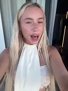 Stripchat Best live sex cam show of SexySaraxxoo