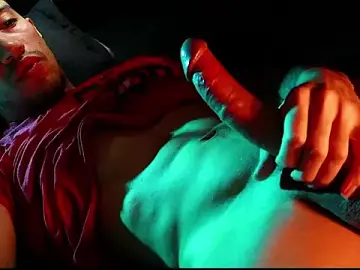 Stripchat Adult Webcam of deaconfenix