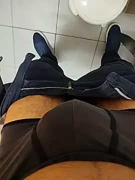 Stripchat Free Porn Cam of topman_____