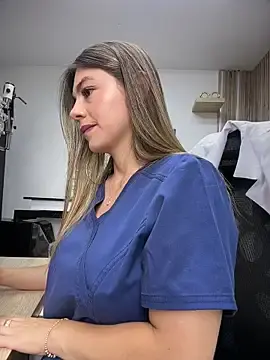 Stripchat Free Live Porn of alicee16