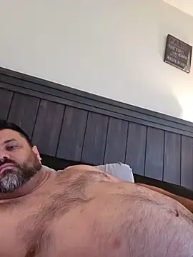 Stripchat Sex Cam of Roddog18