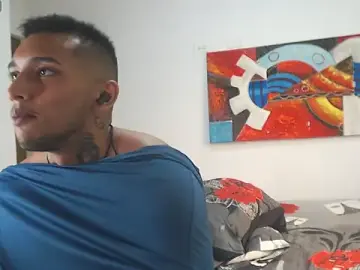 Stripchat Free Porn Cam of Andymanfit