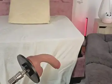 Stripchat Live Sex Cam of Chloe_02g