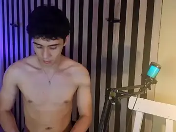 Stripchat Watch Live Sex Cams of MikeVoss_