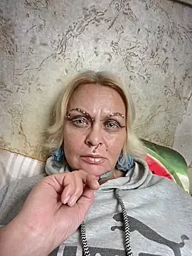 Stripchat Sex Chat of Gardener_of_Illusions