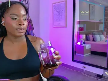 Stripchat Live Sex Cam of KAROL-SCOTT