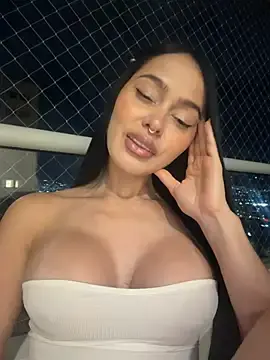 Stripchat Sex Cam of iam_ruby