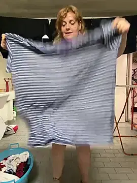 Stripchat Sex Cam of Sunbelxx