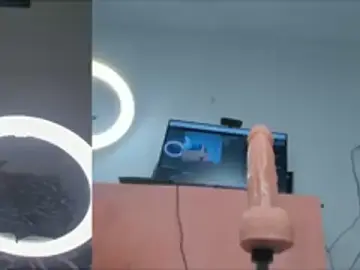 Stripchat Free Porn Cam of Lucy_carter_