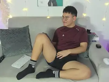 Stripchat Free Live Porn of Young_Ben