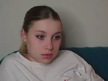Stripchat Sex Cam of Sairallyn