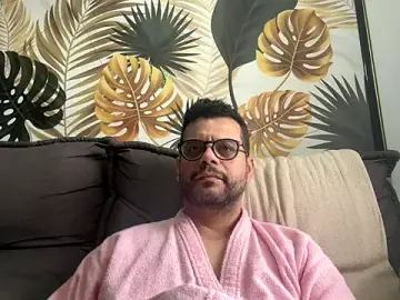 Stripchat Free Porn Cam of rickmenez