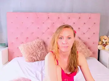 Stripchat Nude Webcam of KamilaLod