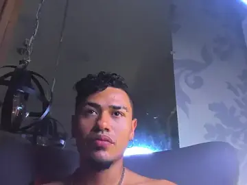 Stripchat Best live sex cam show of AlexandriuWolf