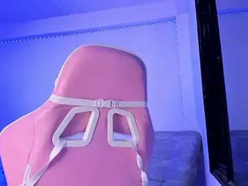Stripchat Adult Webcam of Adrian_Prime_
