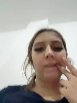 Stripchat Best live sex cam show of hotamanda01