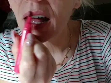 Stripchat Sex Cam of KathleenEdwards