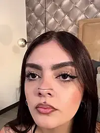 Stripchat Live Sex Cam of AliceRitter