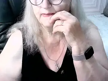 Stripchat Free Live Porn of LolkaAlyss