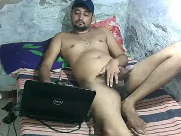 Stripchat Live Porn of ROCOGUJUBULL