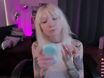 Stripchat Live Sex Cam of tattoo_art_baby
