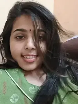 Stripchat Adult Video Chat of Cute-Simmi69