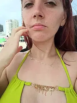 Stripchat Watch Live Sex Cams of Honeygirl08