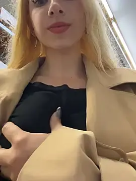 Stripchat Adult Webcam of michelle_lovique