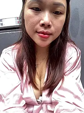 Stripchat Adult Webcam of Emxinhka1