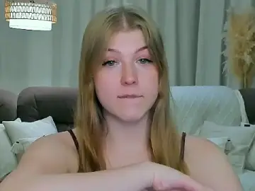 Stripchat Sex Cam of Stella_Light