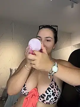 Stripchat Free Live Porn of ava_blue