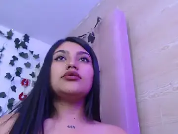 Stripchat Sex Cam of SarahStones