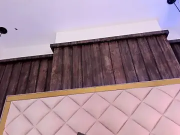 Stripchat Free Live Porn of Chloee_Parkerr