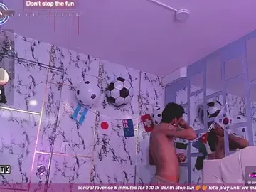 Stripchat Sex Cam of Bell_Rose