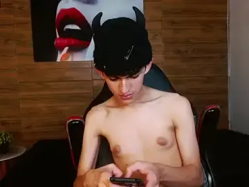 Stripchat Sex Cam of Michaelkoiv