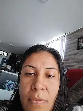 Stripchat Sex Chat of KittyHoleshot87