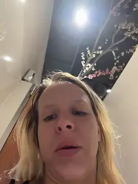 Stripchat Adult Webcam of LikaCat