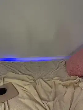 Stripchat Sex Cam of Mia_arabs