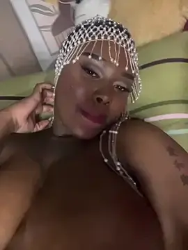 Stripchat Live Sex Cam of QUEEN_NOBUHLE_FEMDOM_777