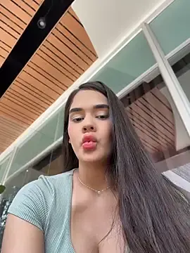 Stripchat Sex Chat of BellaLeclair_