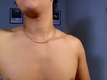 Stripchat Adult Webcams of Leo_Savage_
