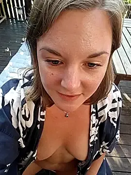 Stripchat Sex Chat of SwedishJennifer