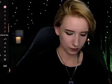 Stripchat Adult Webcam of _Shadow_devil__