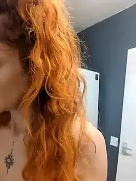 Stripchat Adult Video Chat of FreyaFucksFans