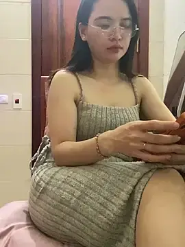 Stripchat Live Sex of LiLi-Kirix99