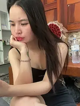 Stripchat Free Live Porn of LiLi-Kirix99