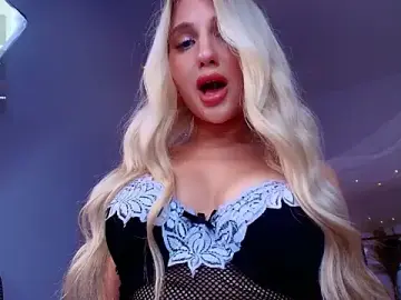 Stripchat Live Sex of Evacadooo