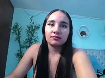 Stripchat Free Porn Cam of Maylin_horny19