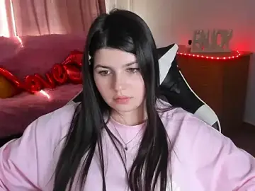 Stripchat Live Sex Cam of KisaModel